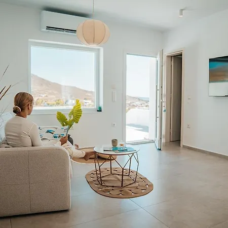 Paros Comfort Villa Naousa