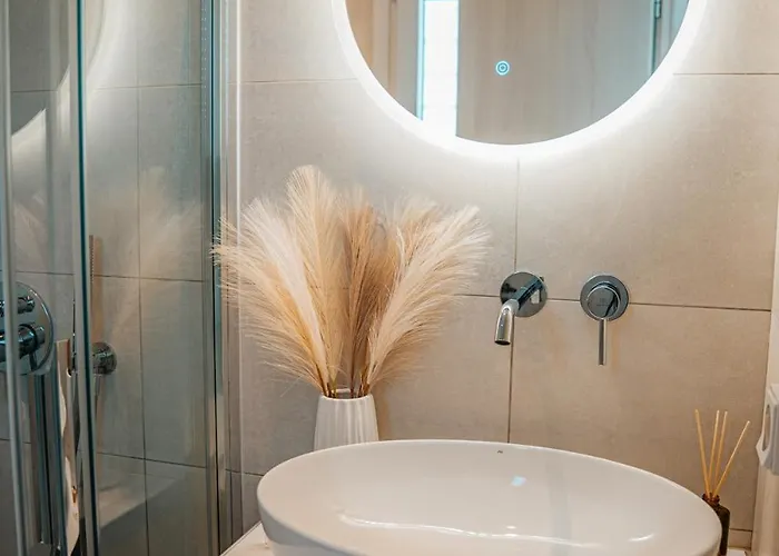 ヴィラ Paros Comfort ナウサ